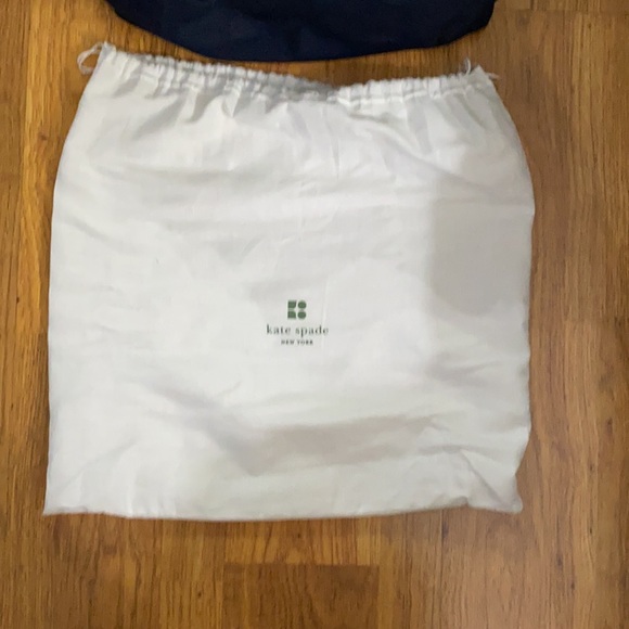 Kate Spade nylon purse in navy/tan - Picture 15 of 15